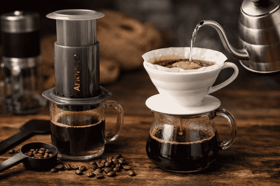 Qual é a diferença entre aeropress e v60?