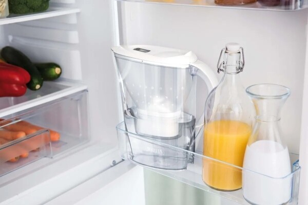 Brita - Garrafa de Água Marella Branca + 1 Cartucho Maxtra 2,4L