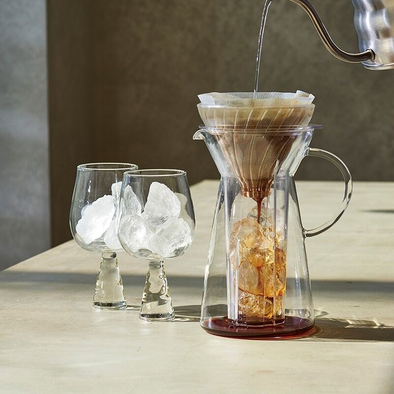 Cafeteira Hario V60 para café gelado em vidro